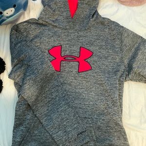 under armour sweatshirt !